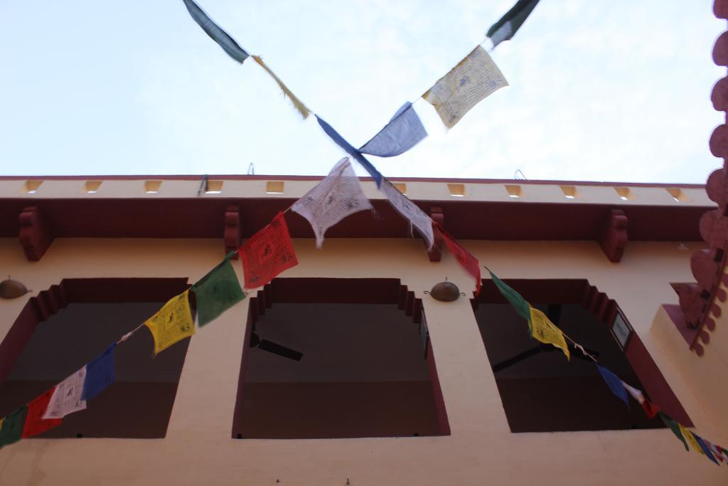 Udai Niwas - Bikaner Buitenkant foto